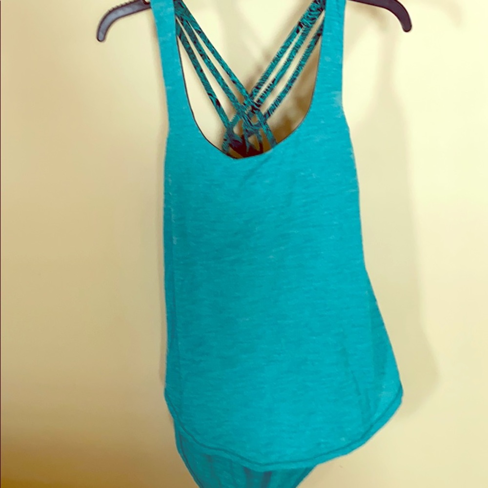 Lululemon tank